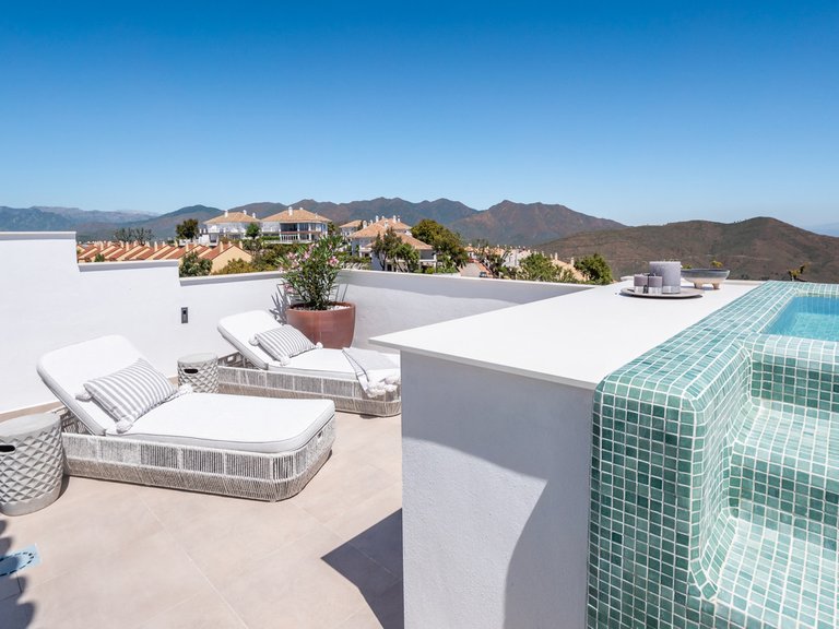 Town House for Sale in La Mairena, Malaga 36
