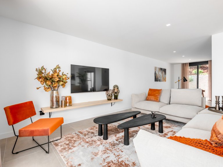 Town House for Sale in La Mairena, Malaga 6