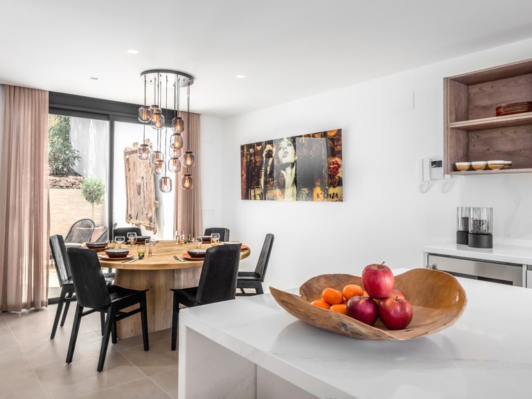 Town House for Sale in La Mairena, Malaga 9