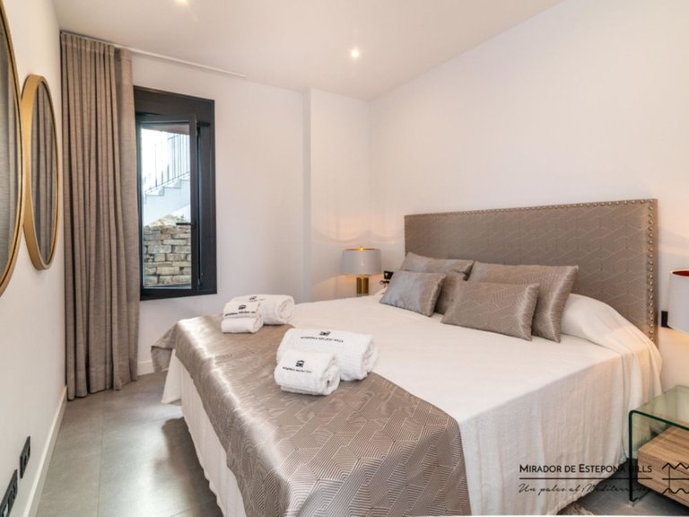 Apartment for Sale in Estepona, Malaga 13