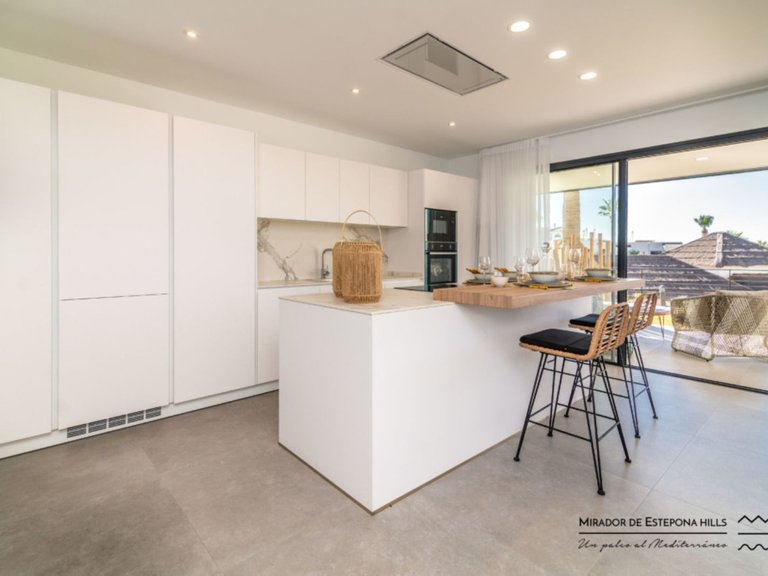 Apartment for Sale in Estepona, Malaga 14