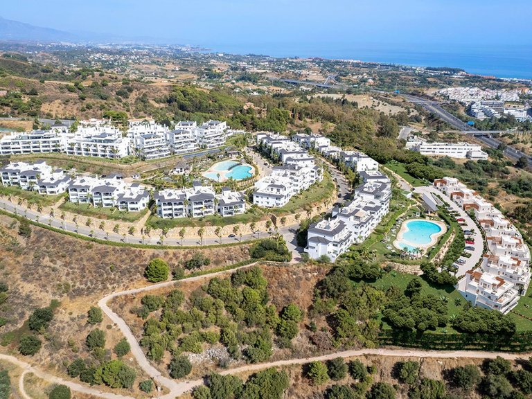 Apartment for Sale in Estepona, Malaga 4