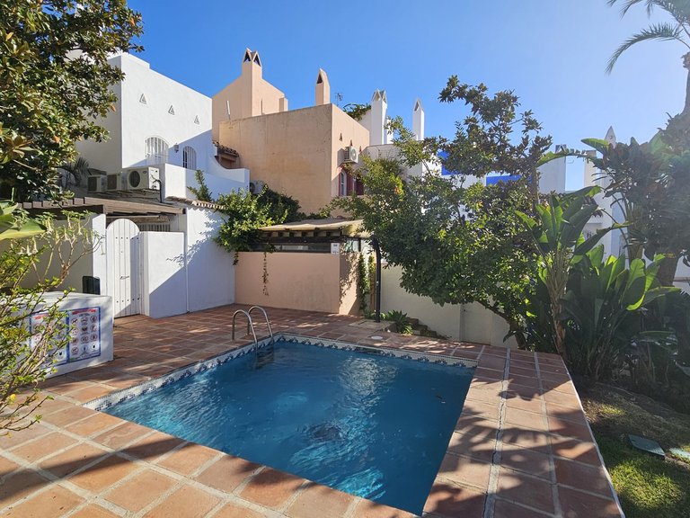 Town House for Sale in Nueva Andalucía, Malaga 1