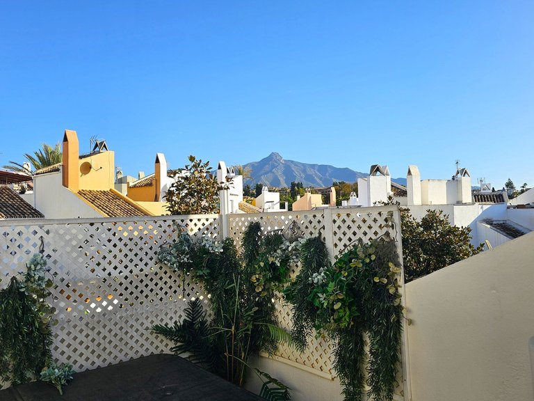 Town House for Sale in Nueva Andalucía, Malaga 19