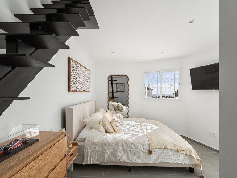 Town House for Sale in Nueva Andalucía, Malaga 12