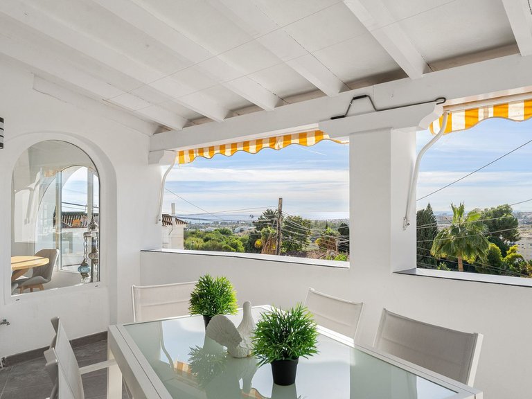 Town House for Sale in Nueva Andalucía, Malaga 15