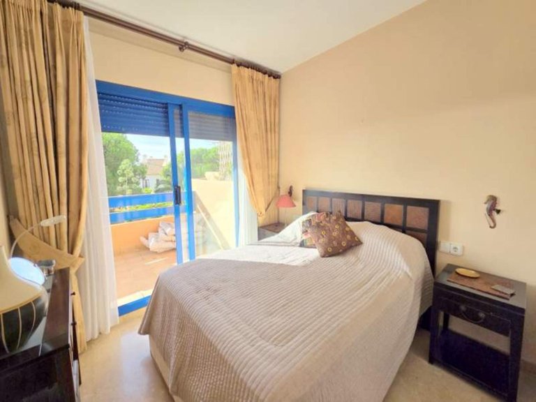 Apartment for Sale in La Duquesa, Malaga 10