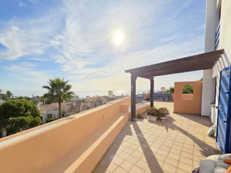 Apartment for Sale in La Duquesa, Malaga 20