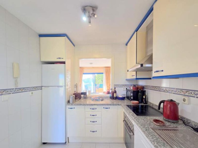 Apartment for Sale in La Duquesa, Malaga 7