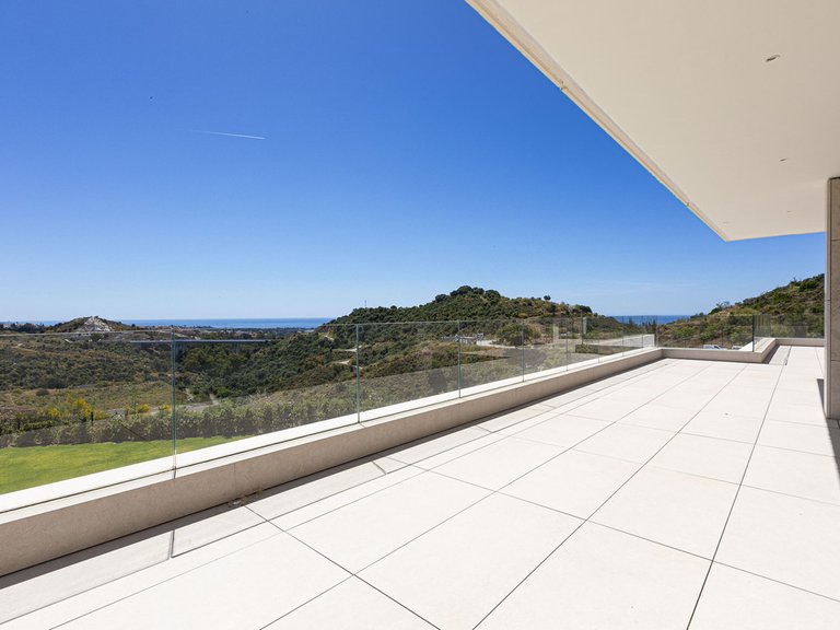 Apartment for Sale in Benahavís, Malaga 32