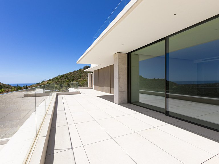 Apartment for Sale in Benahavís, Malaga 33