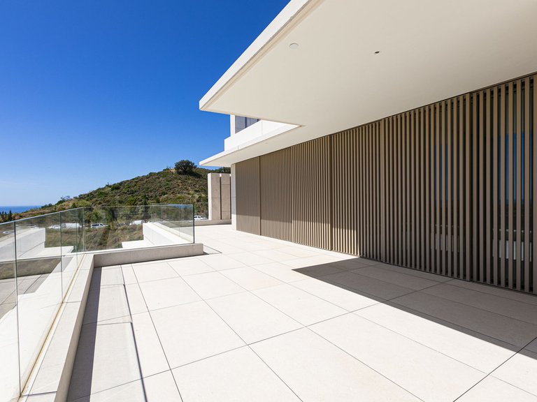 Apartment for Sale in Benahavís, Malaga 35