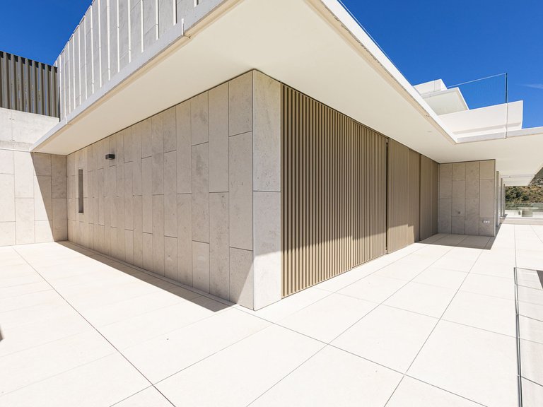 Apartment for Sale in Benahavís, Malaga 36