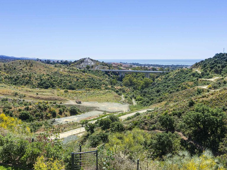 Apartment for Sale in Benahavís, Malaga 40