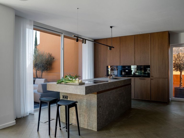 Apartment for Sale in Nueva Andalucía, Malaga 2