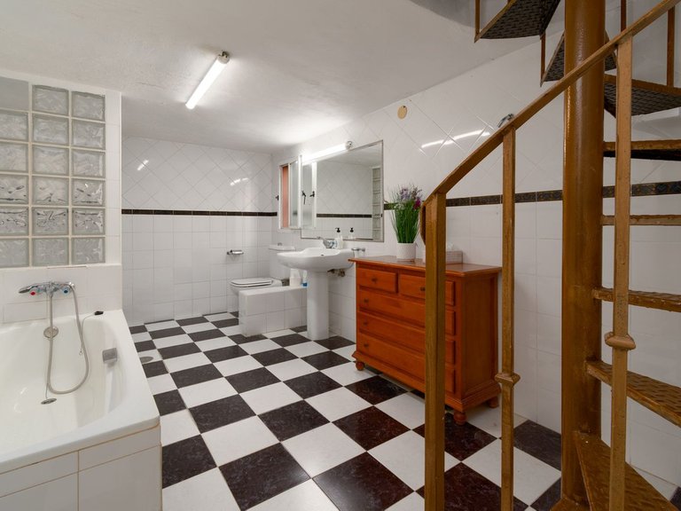 Town House for Sale in Las Lagunas, Malaga 15