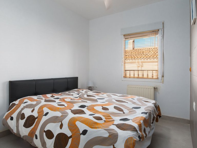 Town House for Sale in Las Lagunas, Malaga 18