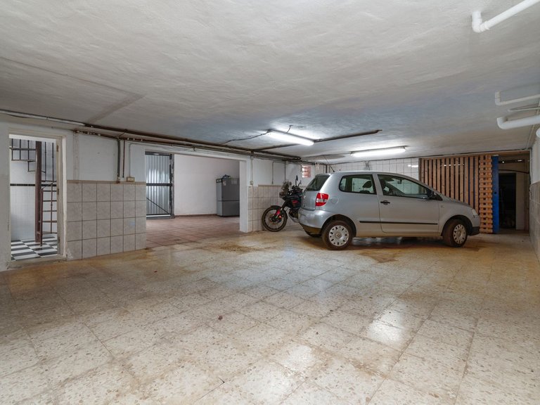 Town House for Sale in Las Lagunas, Malaga 26