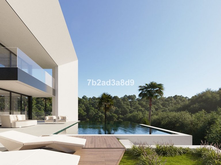Plot for Sale in Nueva Andalucía, Malaga 10