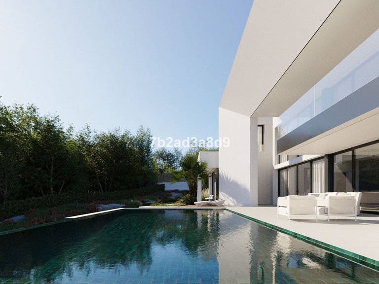 Plot for Sale in Nueva Andalucía, Malaga 9