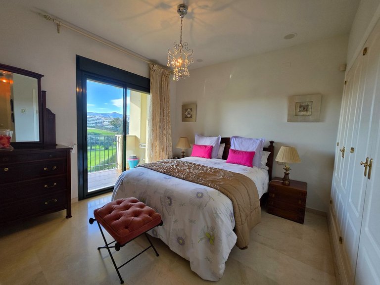 Apartment for Sale in Guadalmina Alta, Malaga 11