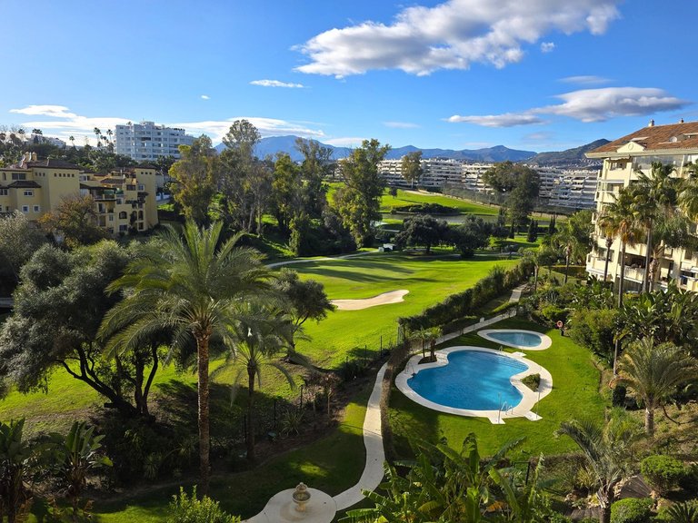 Apartment for Sale in Guadalmina Alta, Malaga 14