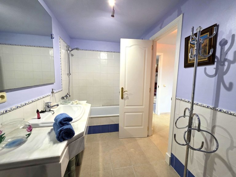 Apartment for Sale in Guadalmina Alta, Malaga 18