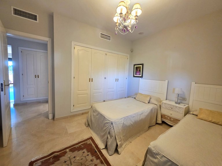 Apartment for Sale in Guadalmina Alta, Malaga 20