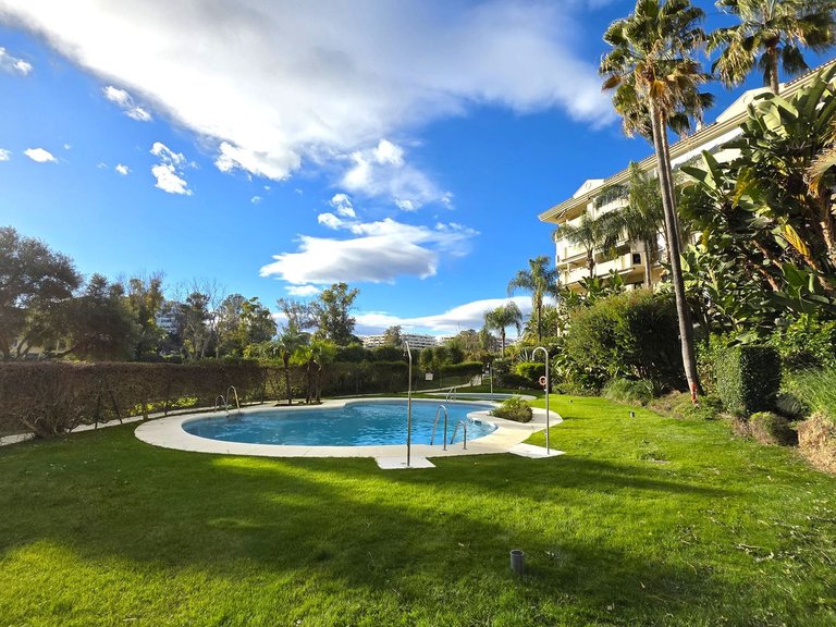 Apartment for Sale in Guadalmina Alta, Malaga 24