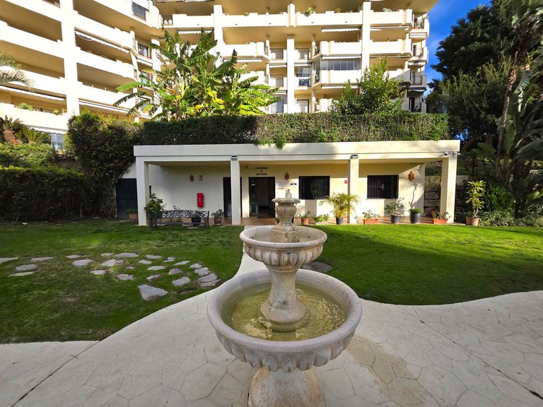 Apartment for Sale in Guadalmina Alta, Malaga 25