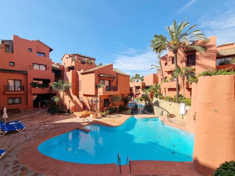 Apartment for Sale in Elviria, Malaga 1