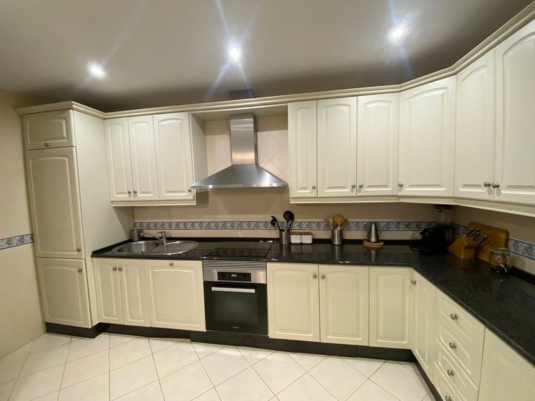 Apartment for Sale in Elviria, Malaga 9