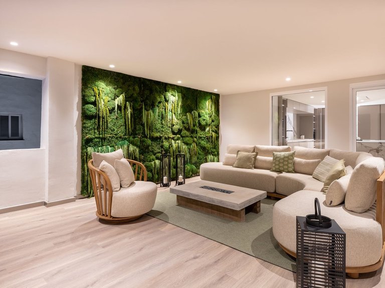 Apartment for Sale in Puerto Banús, Malaga 32