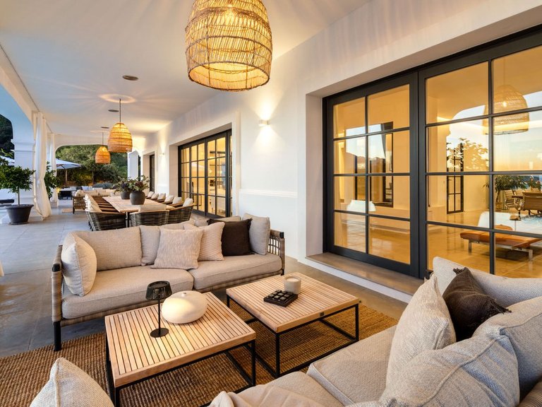 Villa for Sale in Benahavís, Malaga 11