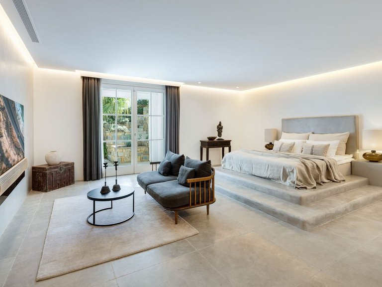 Villa for Sale in Benahavís, Malaga 26