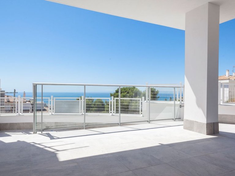 Apartment for Sale in Benalmadena, Malaga 8