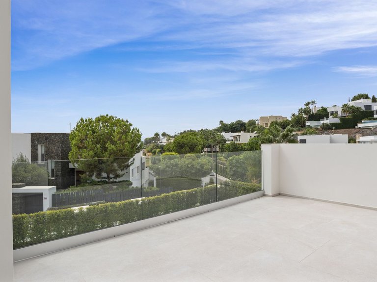 Villa for Sale in Benahavís, Malaga 26