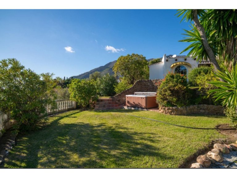 Villa for Sale in Mijas, Malaga 29
