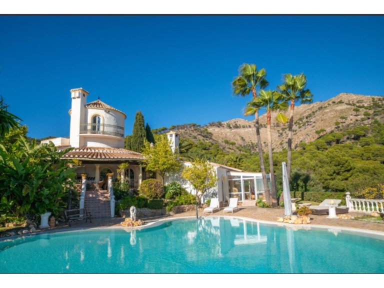 Villa for Sale in Mijas, Malaga 3