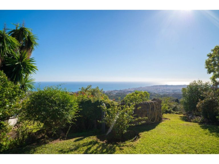 Villa for Sale in Mijas, Malaga 32