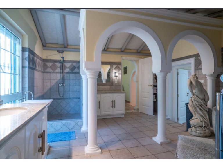 Villa for Sale in Mijas, Malaga 39