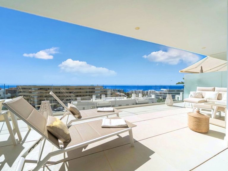 Apartment for Sale in Fuengirola, Malaga 1