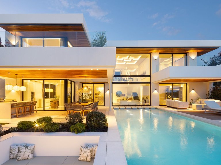 Villa for Sale in Benahavís, Malaga 2