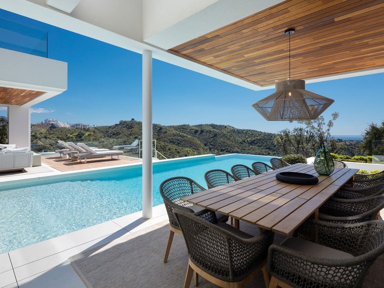 Villa for Sale in Benahavís, Malaga 21