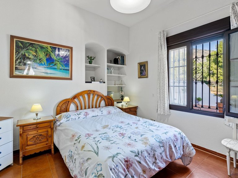 Villa for Sale in Arroyo De La Miel, Malaga 11