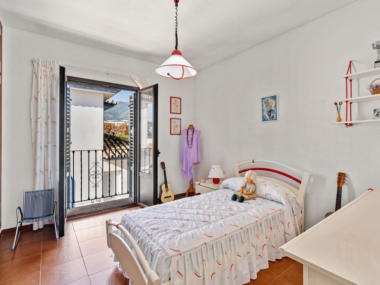 Villa for Sale in Arroyo De La Miel, Malaga 19