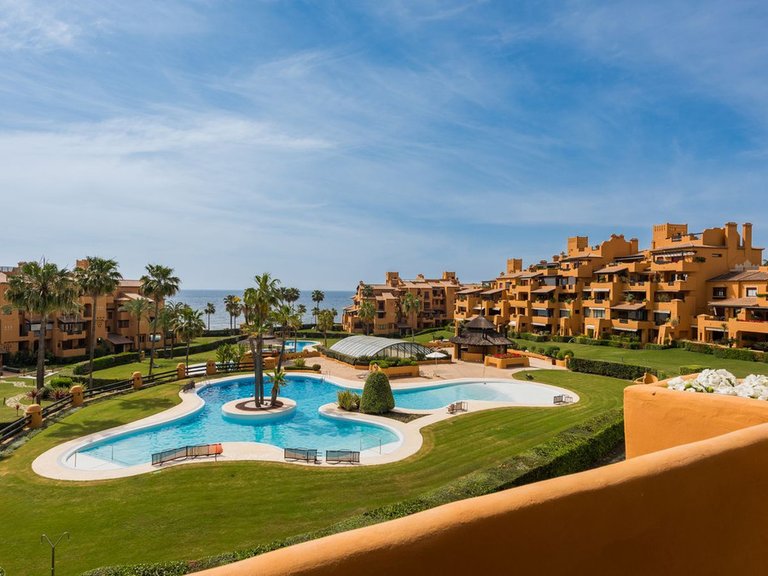 Apartment for  in Estepona, Malaga 1