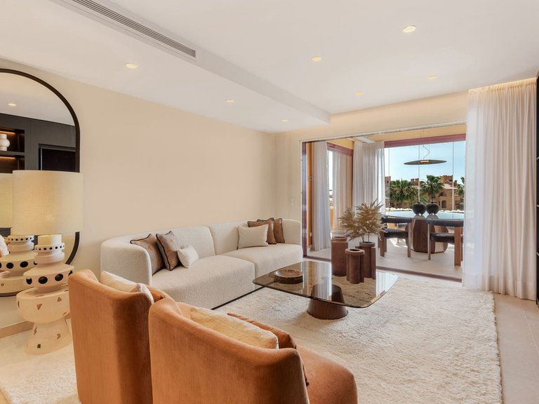 Apartment for  in Estepona, Malaga 7