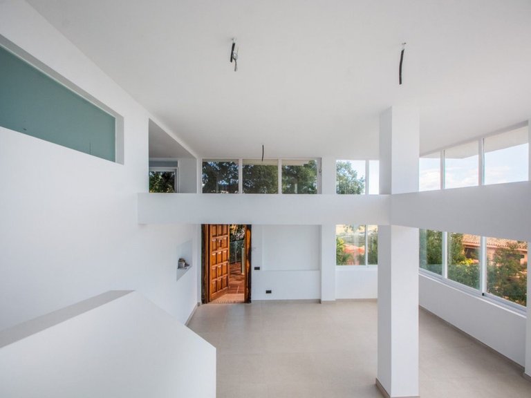 Apartment for Sale in Inland La Mairena, Malaga 1