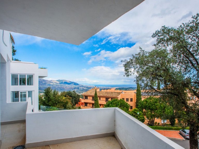 Apartment for Sale in Inland La Mairena, Malaga 22